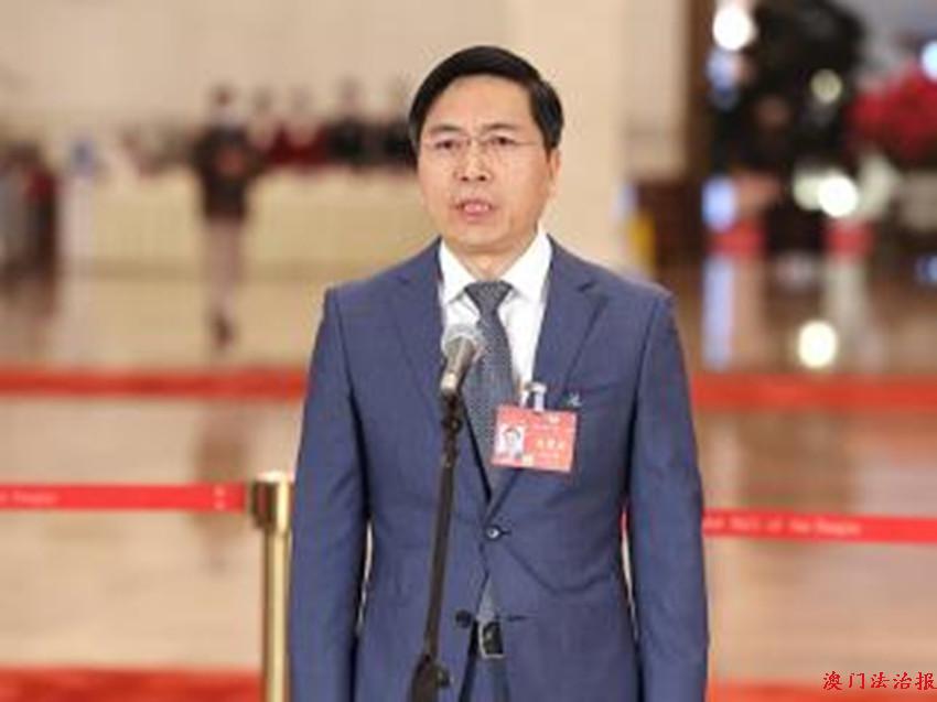 朱松纯.jpg